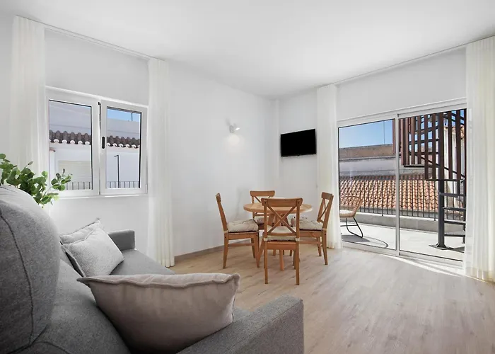 Apartment Old Town Sea View